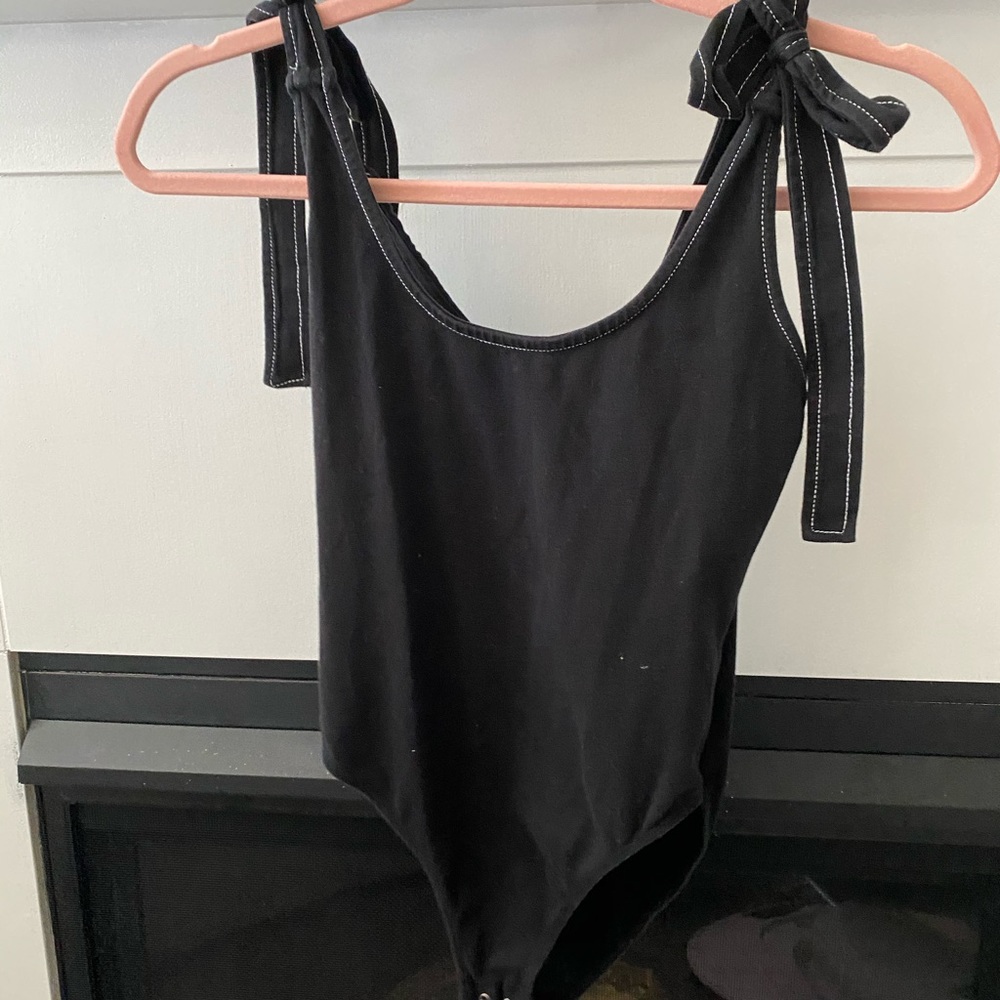 Black Tie Shoulder Bodysuit